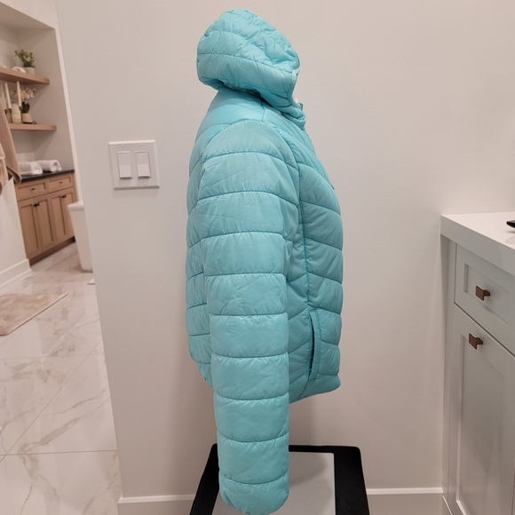 Eddie Bauer Deer Harbor Reversible Hooded Puffer Jacket - Picture 6 of 13